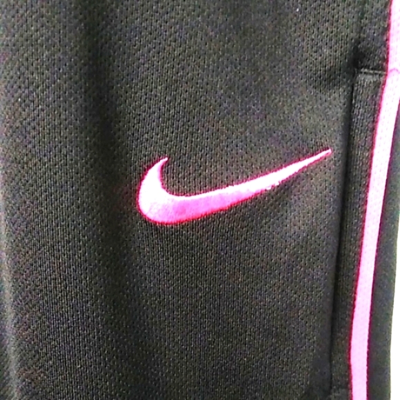 Nike Women's Dri-Fit 3/4 Capris, Black, L - Picture 5 of 9